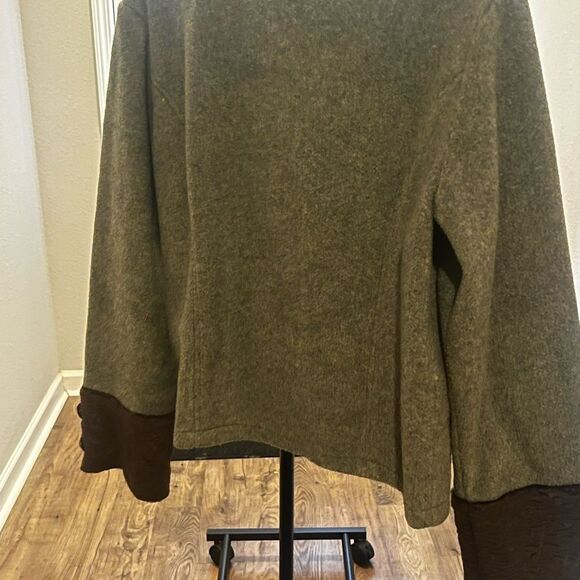 Tasha Polizzi Rosie Jacket in Size Large. - Picture 2 of 10